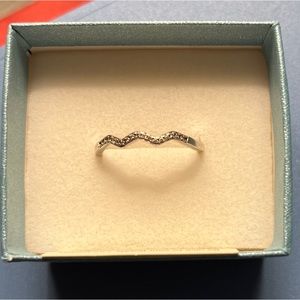 Touchstone Crystal Chevron Ring sz 10